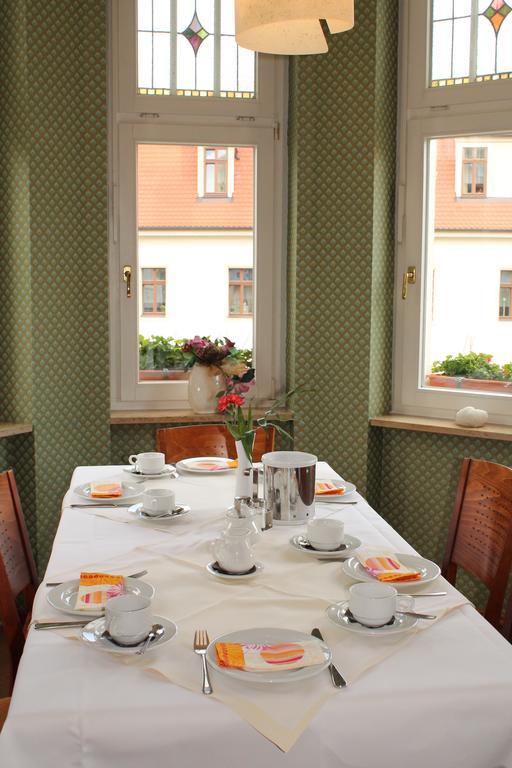 Hotel Fuersteneck Бернбург Экстерьер фото